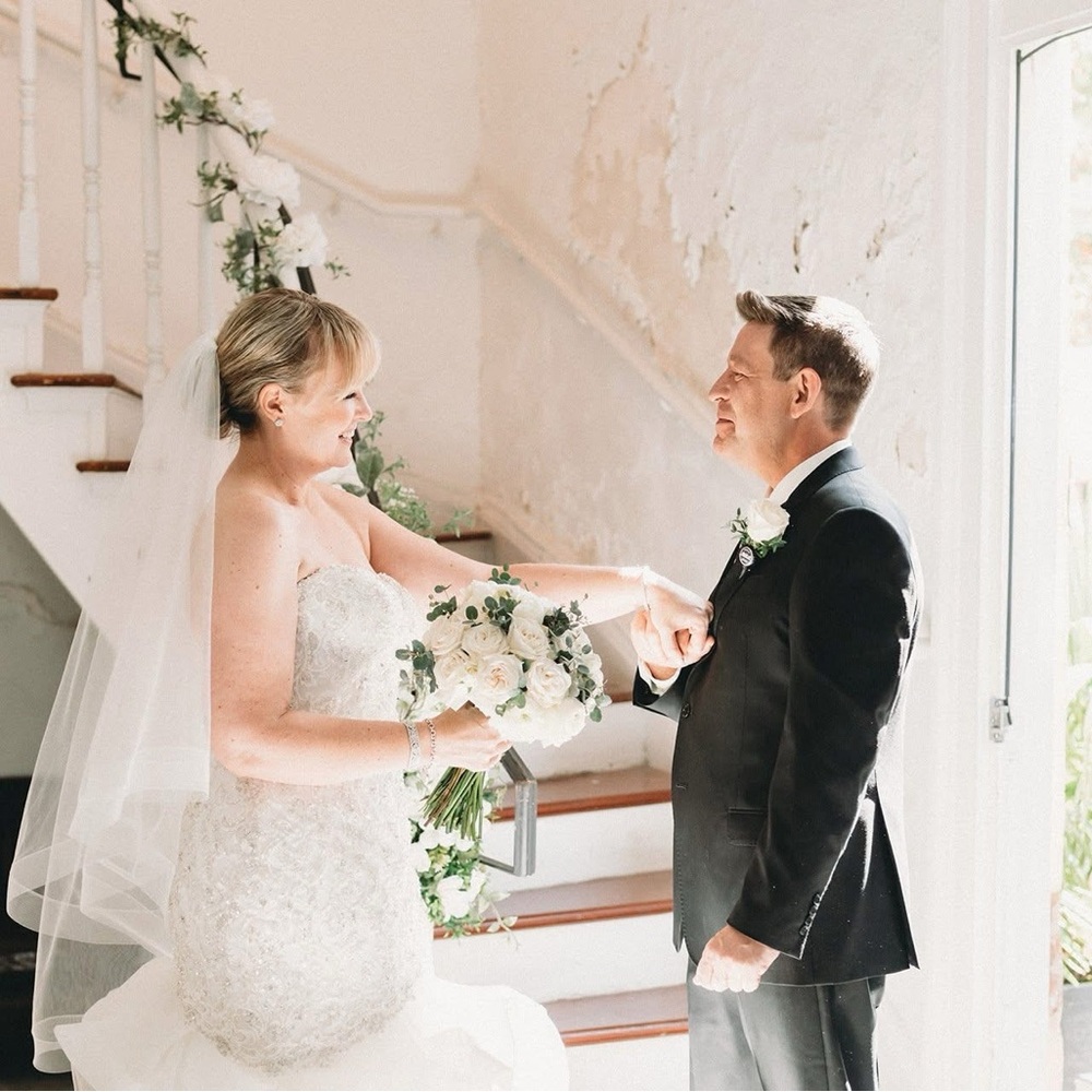 Wedding veil Allure Bridals horsehair trim.